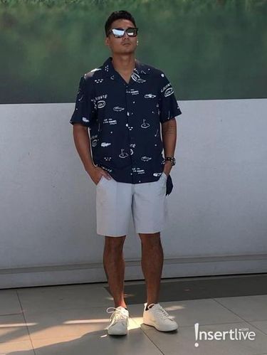 Gaya Aqsa Aswar menggunakan baju golf yang nyaman dan stylish
