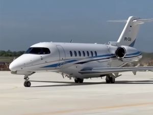 Pesawat Setara Boeing 737-Airbus 320 Berhasil Mendarat di Bandara IKN