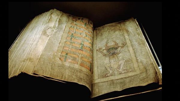 10 Penemuan Aneh dan Menyeramkan dalam Sejarah