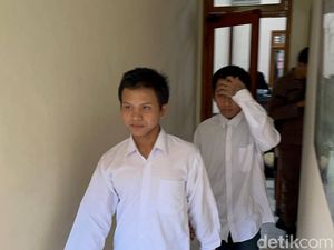 2 Pemuda Pemerkosa-Perampas Harta LC di Mojokerto Dituntut 10 Tahun Bui 2 Pemuda Pemerkosa-Perampas Harta LC di Mojokerto Dituntut 10 Tahun Bui