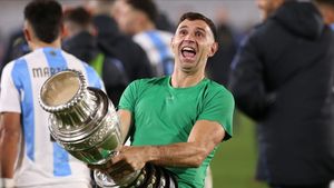 Mau ke Mana Emiliano Martinez?