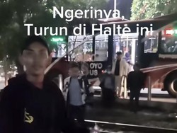 Viral Pengguna Suroboyo Bus Keluhkan Kondisi Halte, Ini Saran Pengamat