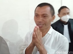 Senyum Sukena Setelah Jadi Tahanan Rumah Kasus Landak Jawa