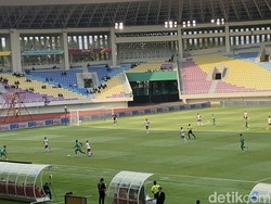 Nadeo Kartu Merah, PSS Tertinggal 0-1 dari Borneo FC di Babak Pertama