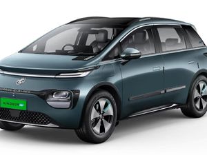 Tampang Mobil Listrik Kembaran Wuling Cloud EV Seharga Rp 180 Jutaan