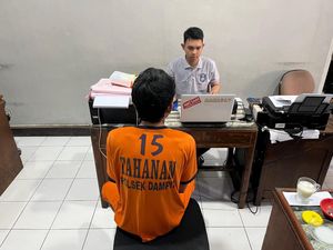 Nyambi Jualan Sabu, Tukang Alumunium di Malang Diringkus Nyambi Jualan Sabu, Tukang Alumunium di Malang Diringkus
