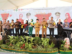 Resmi Dibuka, Gebyar UMKM Wilayah Tengah Diharap Perkuat Ekonomi Kerakyatan Resmi Dibuka, Gebyar UMKM Wilayah Tengah Diharap Perkuat Ekonomi Kerakyatan