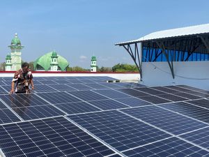 Pakai PLTS, Pasar Gedhe Klaten Bisa Hemat Biaya Operasional Puluhan Juta Pakai PLTS, Pasar Gedhe Klaten Bisa Hemat Biaya Operasional Puluhan Juta