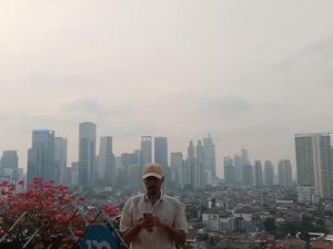 Potret Tanjakan 13, Suguhkan Pemandangan Gedung Pencakar Langit Jakarta