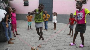 Tawa Anak-anak Haiti di Tengah Kekerasan Geng