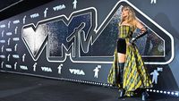 Foto: Artis Berbusana Terbaik di MTV VMA 2024, Taylor Swift Bak Ratu Punk