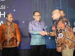 Tuah F8 Makassar Bikin Danny Pomanto Masuk Jajaran Tokoh Indonesia 2024 Tuah F8 Makassar Bikin Danny Pomanto Masuk Jajaran Tokoh Indonesia 2024