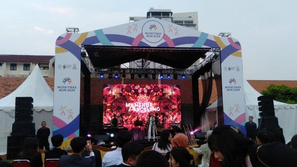 Penutupan Ajang Debat Model UN Tingkat SMA di Museum Kebangkitan Nasional