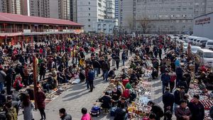 Geliat Pasar Antik Terbesar di Beijing