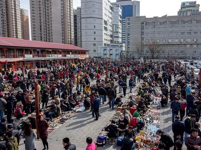 Geliat Pasar Antik Terbesar di Beijing
