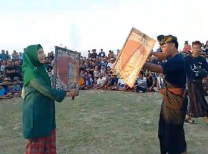 Sambut Rohmi di Acara Peresean, Ketua Forum Kades Diduga Langgar Netralitas