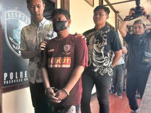 Sadis! Keponakan Bacok Paman hingga Organ Tubuhnya Terburai Sadis! Keponakan Bacok Paman hingga Organ Tubuhnya Terburai