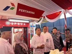 Harapan Walkot Eri Saat Resmikan SPBU Nelayan di Cumpat Surabaya