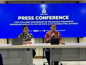 PAM Jaya Beri Kompensasi ke Pelanggan Terdampak Gangguan Suplai Air PAM Jaya Beri Kompensasi ke Pelanggan Terdampak Gangguan Suplai Air