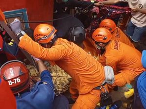 Pria Cianjur Tewas Terjatuh ke Sumur Saat Perbaiki Pompa Pria Cianjur Tewas Terjatuh ke Sumur Saat Perbaiki Pompa