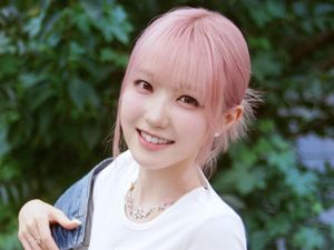Honda Hitomi IZ*ONE Debut di Girlband Kim Jae Joong SAY MY NAME Honda Hitomi IZ*ONE Debut di Girlband Kim Jae Joong SAY MY NAME