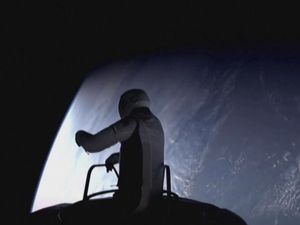 Video Warga Sipil Spacewalk di Antariksa Video Warga Sipil Spacewalk di Antariksa