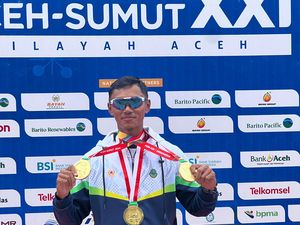 Briptu Denri Maulidzar Sabet 3 Emas lewat Cabor Dayung Rowing di PON XXI