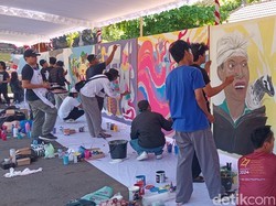Seniman Mural di Bali Ingatkan Calon Pemimpin Tak Banyak Obral Janji