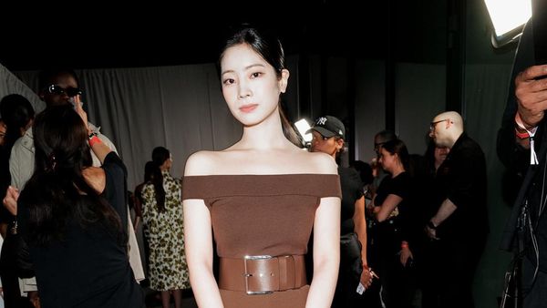 7 Foto Cantiknya Dahyun TWICE Debut Jadi Model Runway Michael Kors di AS