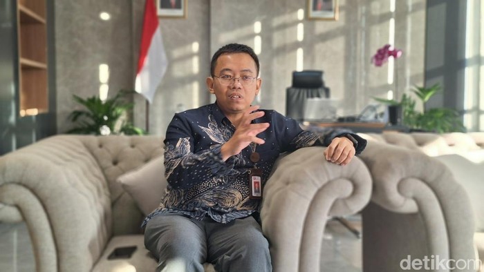 Kepala OJK NTB Rudi Sulistyo. (Foto: Nathea Citra/detikBali) Kepala OJK NTB Rudi Sulistyo. (Foto: Nathea Citra/detikBali)