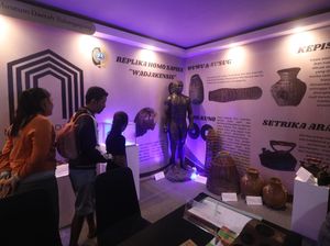 Mengunjungi Pameran Koleksi Lima Museum di Kediri