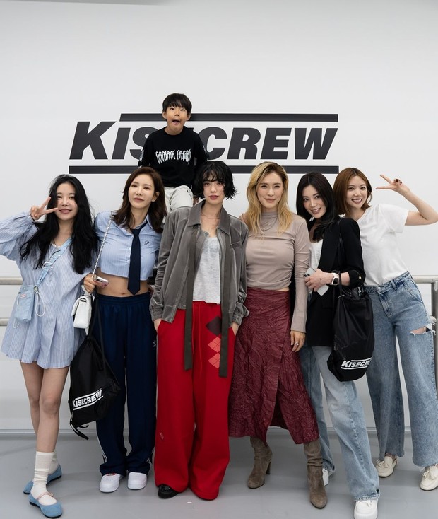 Potret reuni girl group After School