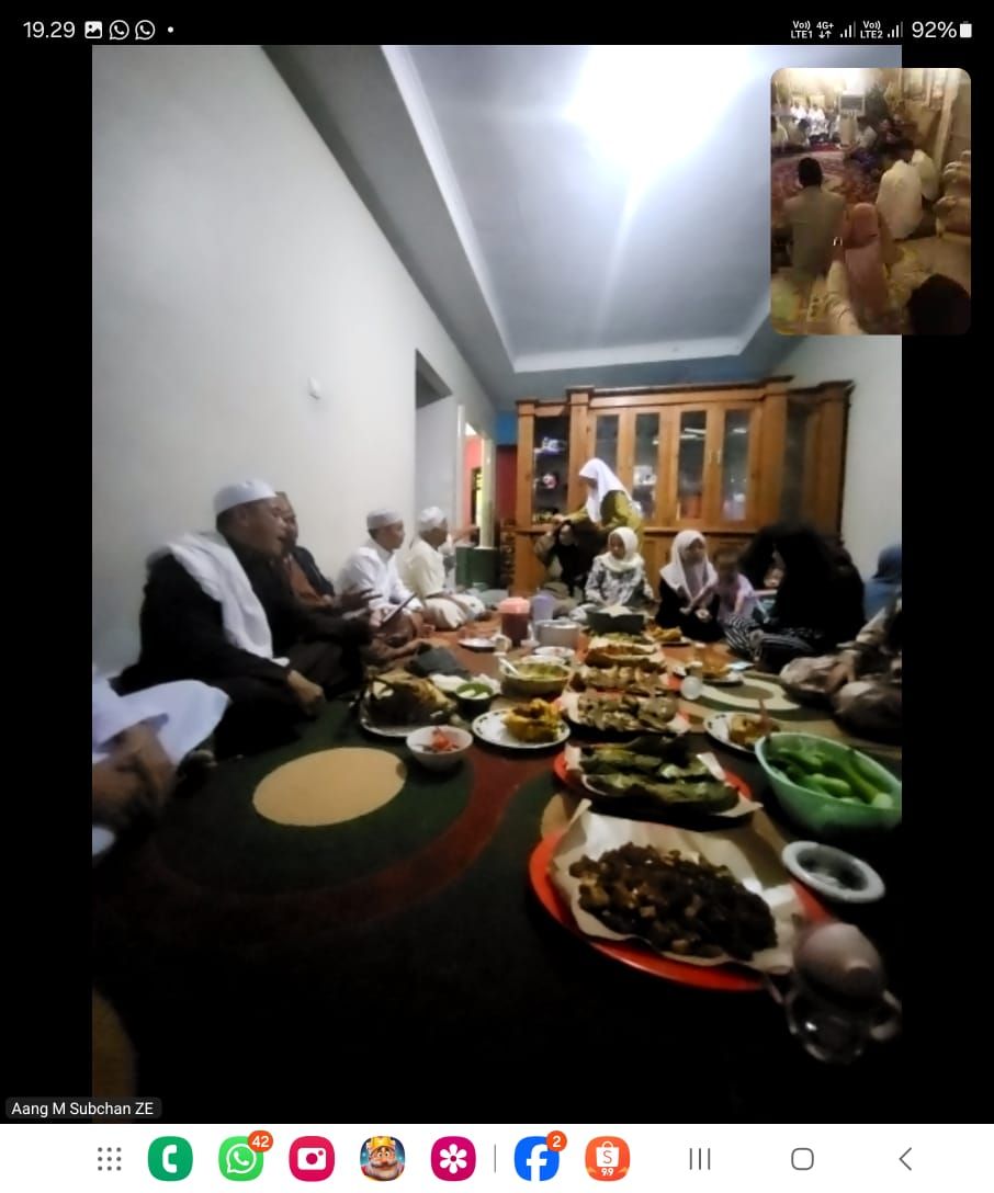Suasana Tahlilan 7 Hari Puput Novel
