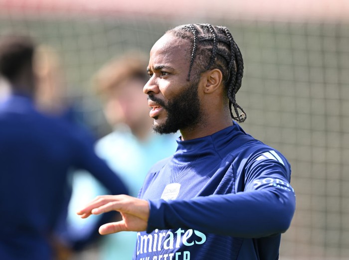 LONDON COLNEY, ENGLAND - SEPTEMBER 13: Raheem Sterling of Arsenal during a training session at Sobha Realty Training Centre on September 13, 2024 in London Colney, England.  (Photo by Stuart MacFarlane/Arsenal FC via Getty Images)