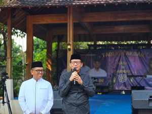 Wahidin Halim Ajak Warga Banten Pilih Andra Soni: Beliau Tidak Korupsi Wahidin Halim Ajak Warga Banten Pilih Andra Soni: Beliau Tidak Korupsi