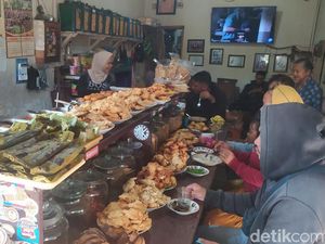 Kisah Waroeng Jadoel Temanggung, Eksis Sejak Zaman Penjajahan Jepang Kisah Waroeng Jadoel Temanggung, Eksis Sejak Zaman Penjajahan Jepang