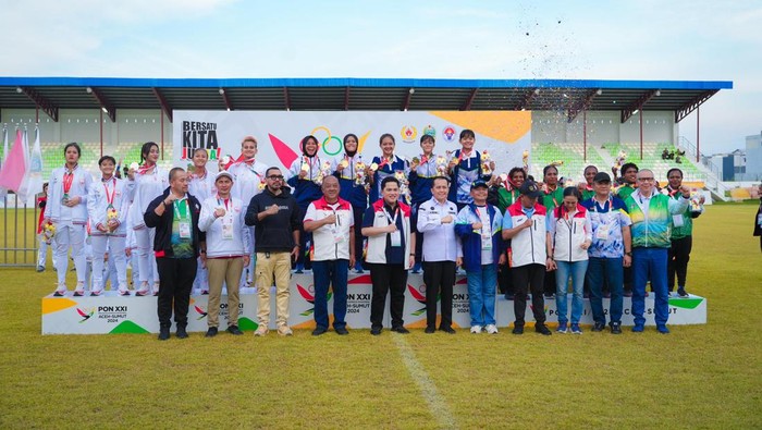 Ketum PSSI Erick Thohir hadiri final sepakbola wanita PON 2024 Jabar vs DKI Jakarta, Sabtu (14/9/2024)