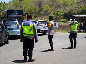 Perhatian Dab! Lalin Pantai Drini Gunungkidul Padat Merayap
