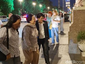 Megawati Tiba di St Petersburg, Disambut Dubes RI untuk Rusia