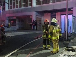 Kebakaran di RS Murni Teguh Bandung Padam