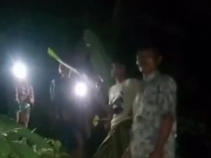 Sempat Hilang Misterius, Bocah 10 Tahun Pulang ke Rrumah dengan Linglung Sempat Hilang Misterius, Bocah 10 Tahun Pulang ke Rrumah dengan Linglung