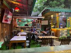 Nongkrong di Kafe Betawi Jadul Tanah Abang, Tempatnya Fotogenik