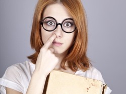 Doyan Banget Ngupil? Awas Kena Penyakit Alzheimer