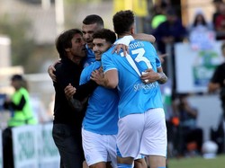 Cagliari Vs Napoli: Menang Telak 4-0, Il Partenopei ke Puncak