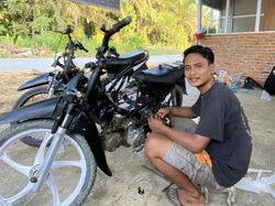 Dulu Nongkrong di Bengkel, Lulusan SMK Ini Dirikan Bengkel Beromzet 3 Kali UMK