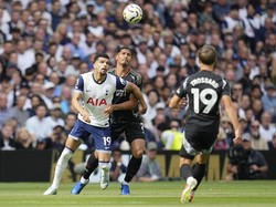 Masih Seret Gol di Spurs, Solanke Disarankan Yoga
