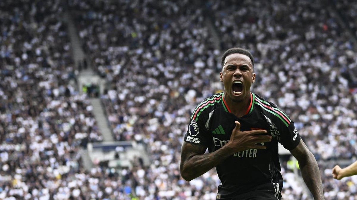 Gabriel Magalhaes tajam sekali kepalanya (REUTERS/TONY O BRIEN)