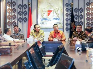 Bamsoet Dorong Pelaku Usaha Punya Kemampuan Beradaptasi & Sikap Visioner Bamsoet Dorong Pelaku Usaha Punya Kemampuan Beradaptasi & Sikap Visioner