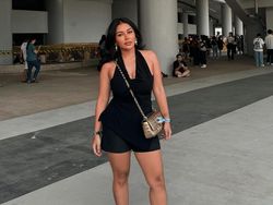 Mutia Ayu Girang Banget, Postingan Di-repost Bruno Mars