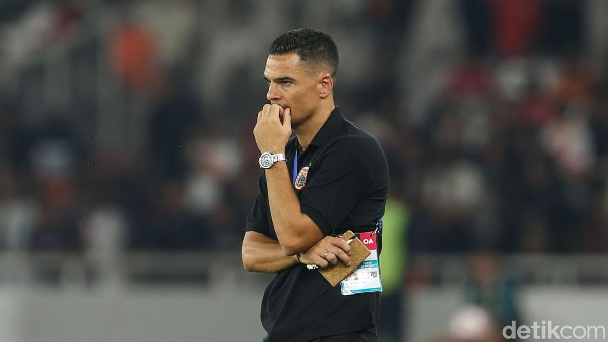 Pelatih Persija Carlos Pena (Rifkianto Nugroho/detikSport)